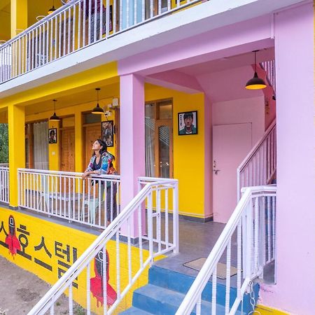 Whoopers Hostel Manali Dış mekan fotoğraf