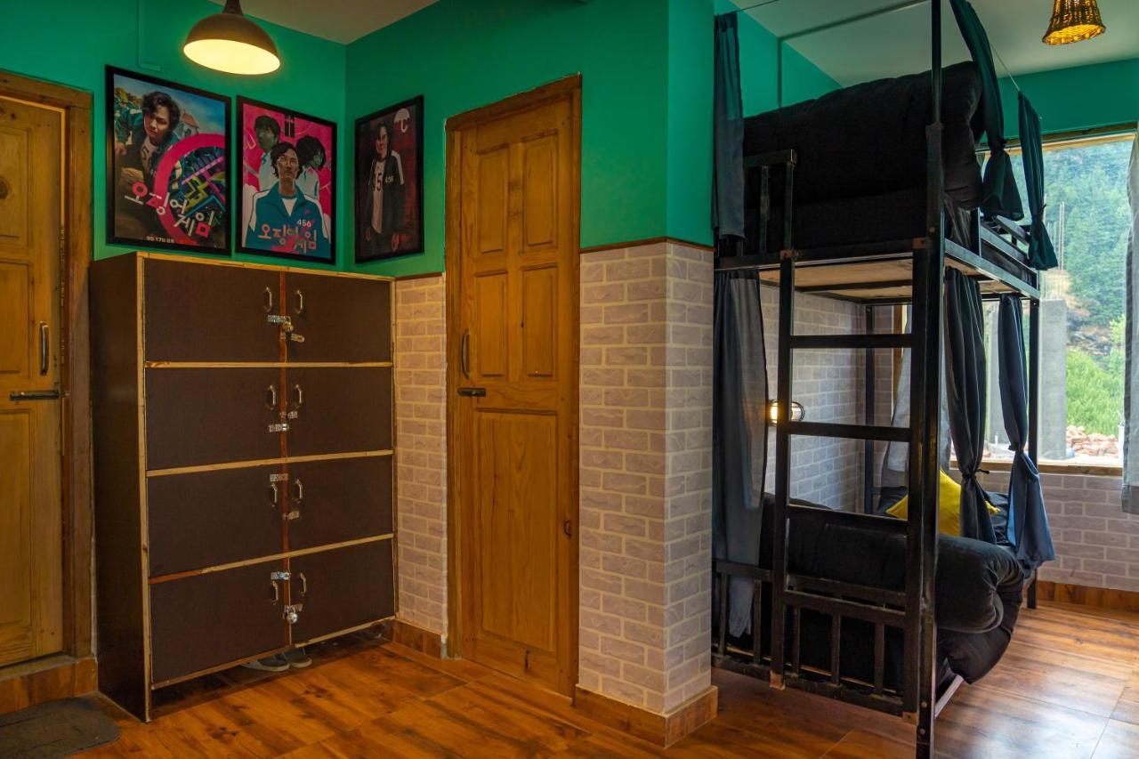 Whoopers Hostel Manali Dış mekan fotoğraf